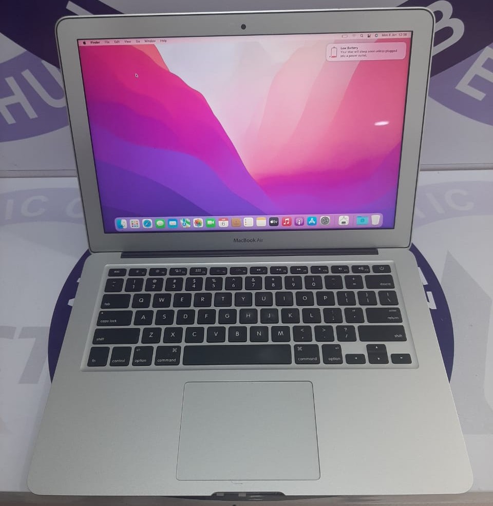 MacBook Air 2017 Core i5 256SSD 8GB RAM with Keyboard Light